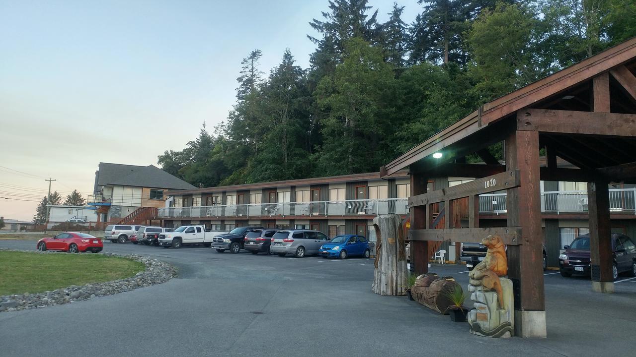 Big Rock Motel Кемпбелл-Рівер Екстер'єр фото